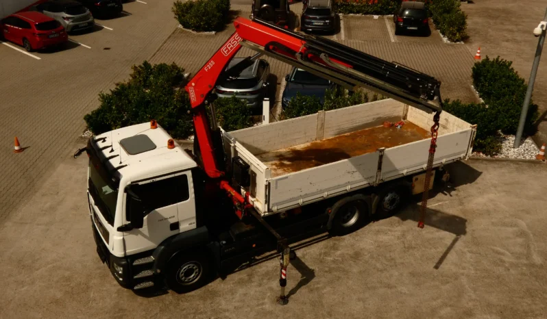 
								LKW mit Kran full									